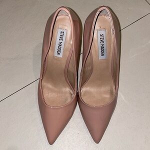 Steve Madden Women's  cream Pumps